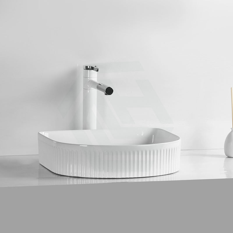 415X365X100Mm Above Counter Ceramic Basin D-Shape Gloss White For Bathroom Special Shape Basins