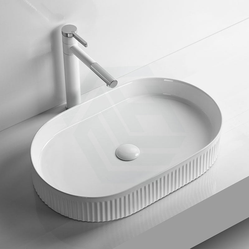 580X360X100Mm Oval Above Counter Ceramic Basin Gloss White Basins