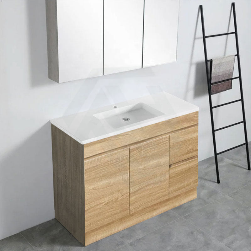 600-1500Mm Berge Freestanding Bathroom Floor Vanity With Kickboard White Oak Wood Grain Pvc Filmed