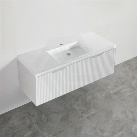 600-1500Mm Wall Hung Vanity Fluted Style Matt White Color Pvc Coating Bathroom Vanities