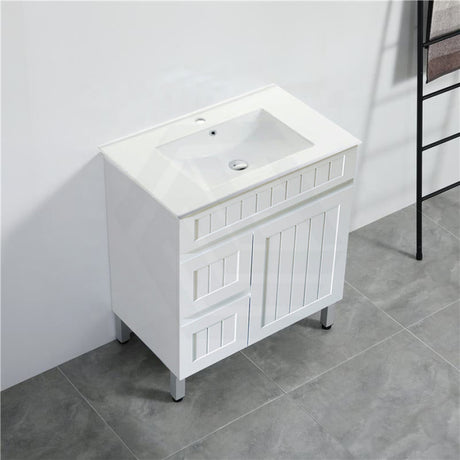 600/750/900/1200/1500Mm Hampton Freestanding With Legs Vanity Pvc Board Matt White Linear Surface