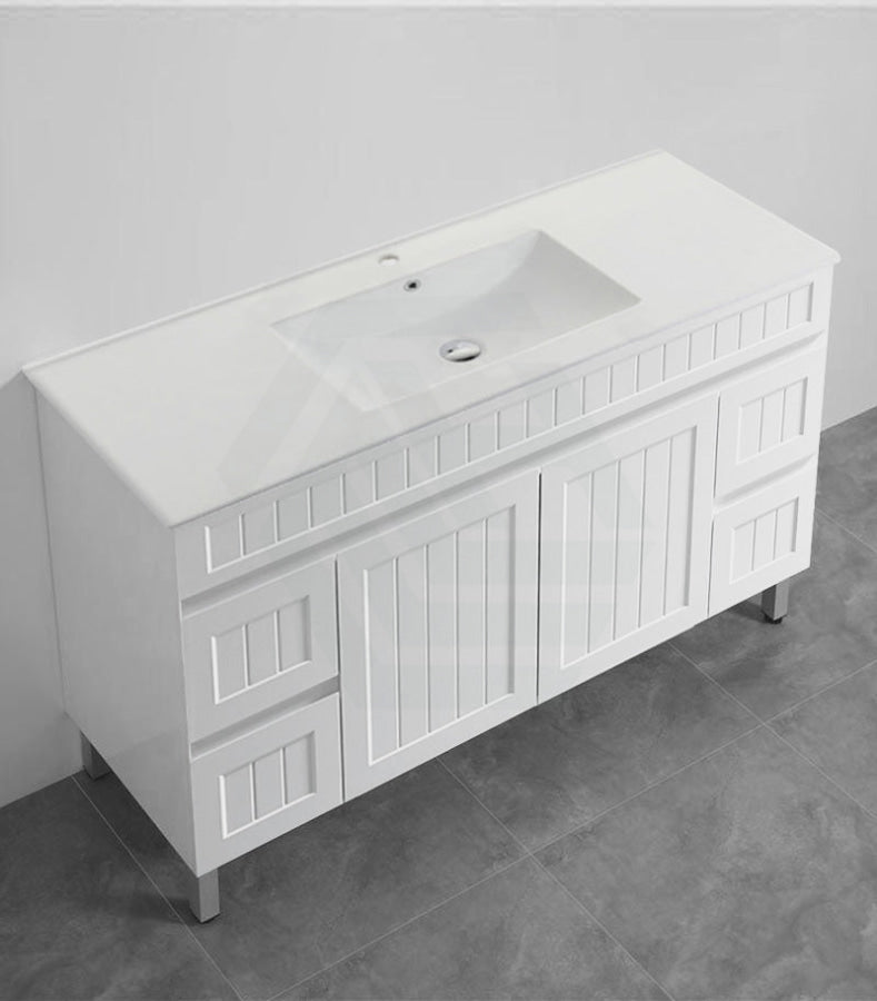 600/750/900/1200/1500Mm Hampton Freestanding With Legs Vanity Pvc Board Matt White Linear Surface