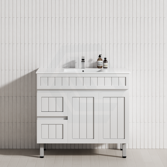 600/750/900/1200/1500Mm Hampton Freestanding With Legs Vanity Pvc Board Matt White Linear Surface